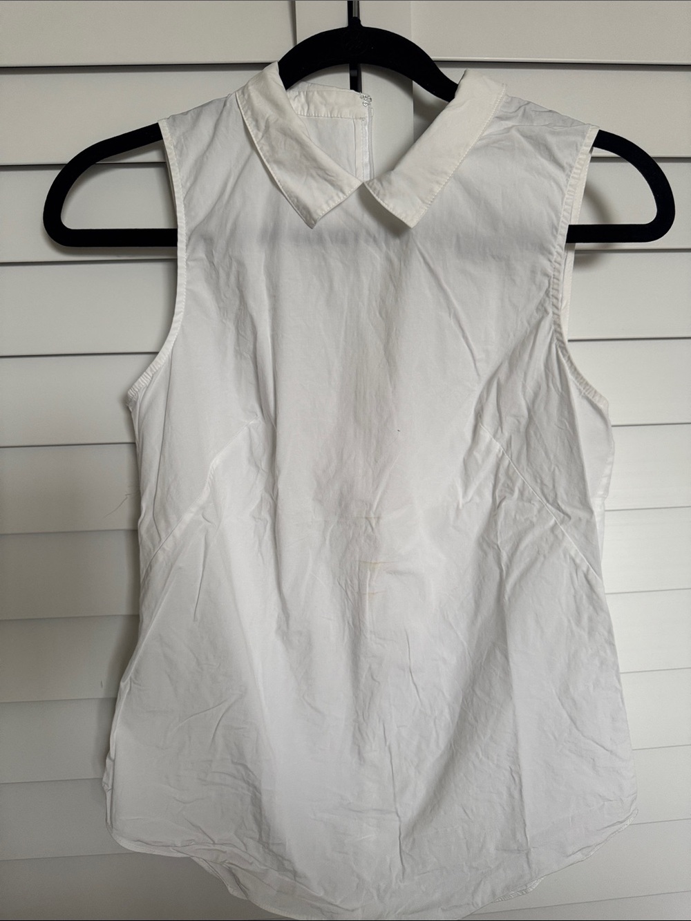 Armani Exchange White Sleeveless Collared Blouse